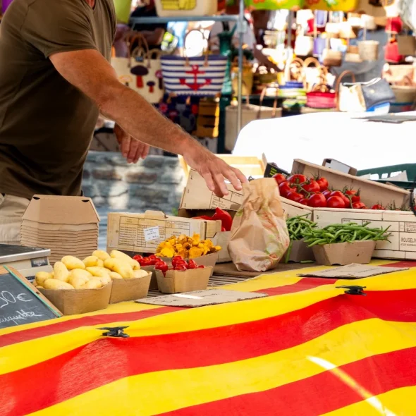Les-marchés-Collioure